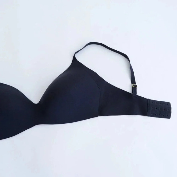 Knix Contour Black T-Shirt  Bra Spaghetti Straps 72% Nylon Size 7 - Picture 3 of 10